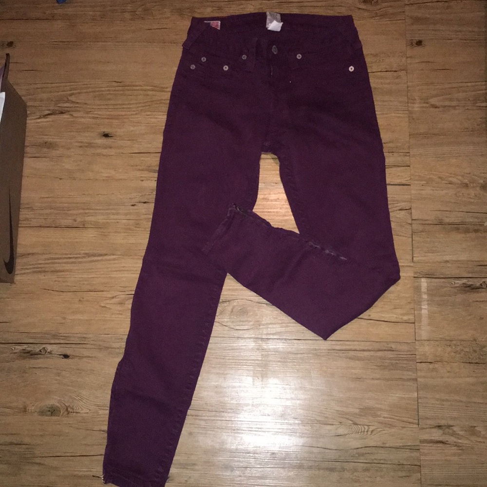 True Religion Women’s Burgundy Denim size 27